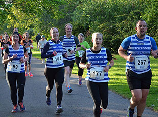 LRC members running Walton 5 mile